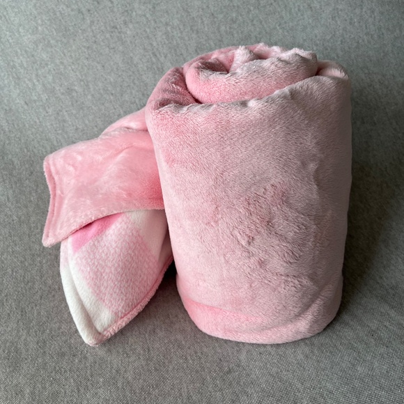 Pink Fleece Double-Sided Throw-Blanket - Picture 3 of 9